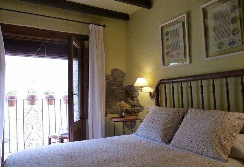 Idyllic Country House In The Foothills Of The Pyrenees