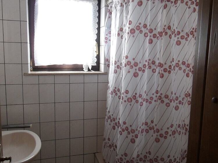بنسيون Guest House Lidus
