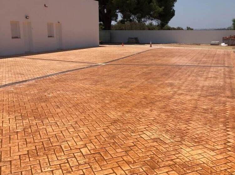 مسافرخانه El Pinar