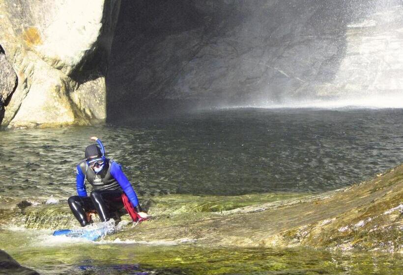 فندق صغير Baracca Backpacker