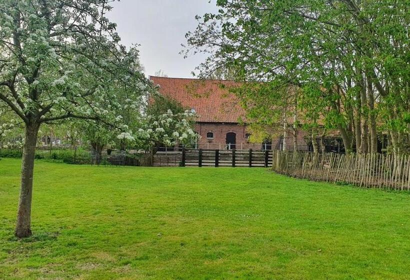 ベッドアンドブレックファースト De Zeeuwsche Hoeve