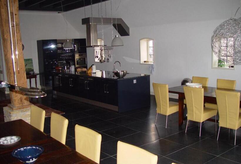 مبيت وإفطار Piaam State