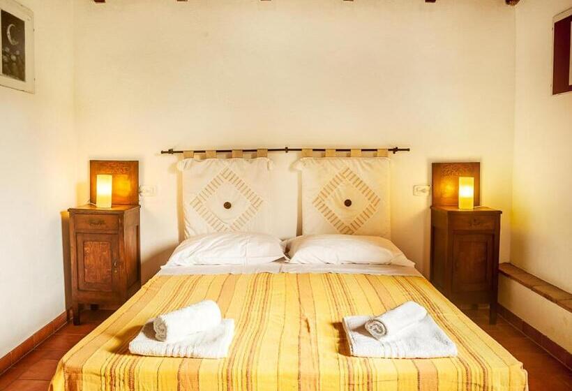 ホテル Agriturismo Podere Mulinaccio