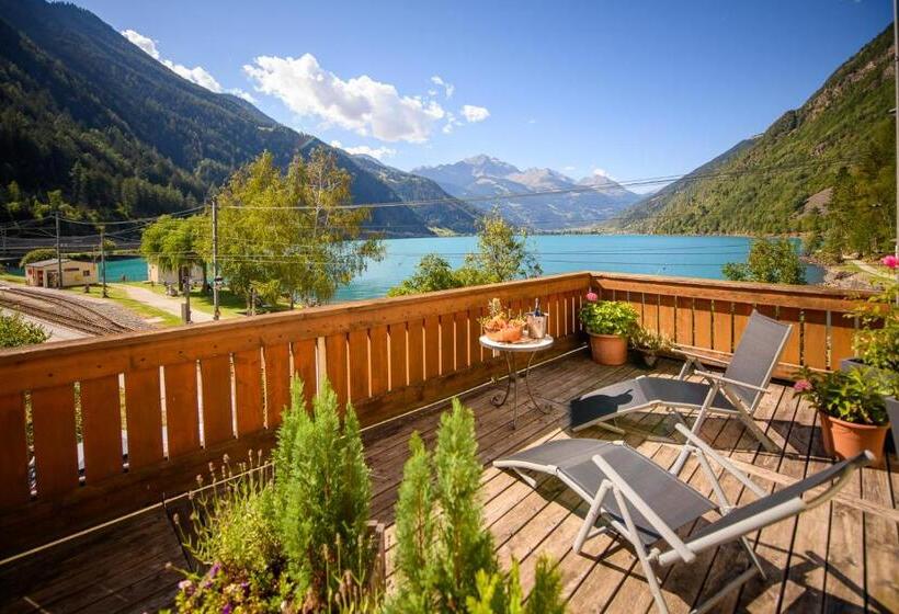 ホテル Albergo Ristorante Miralago