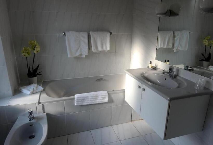 فندق Domaine De La Reposée