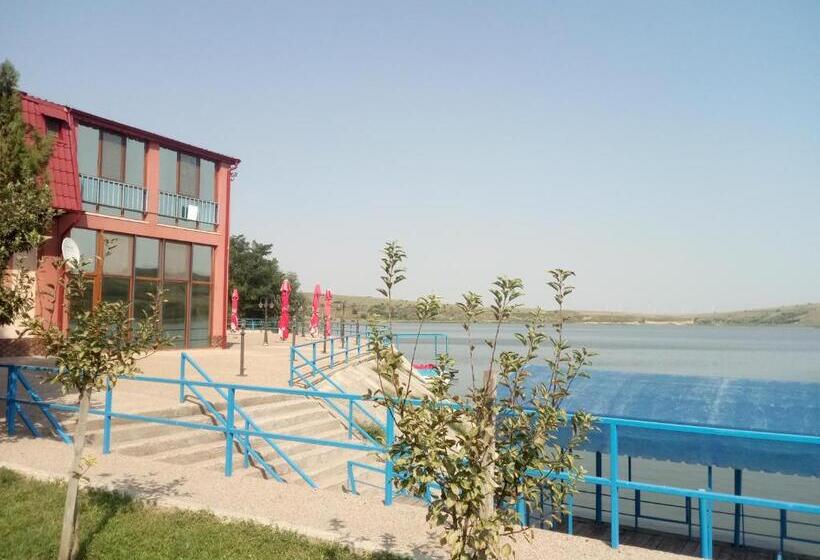 بنسيون Complex Domneasca