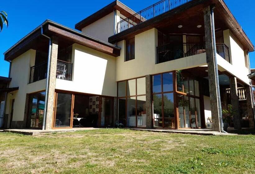 بنسيون Guest House Lŭgŭt