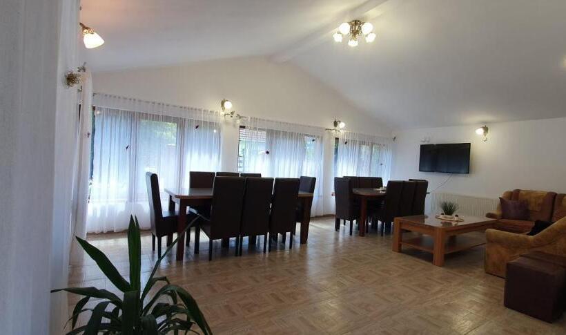 Pensiunea Apuseni