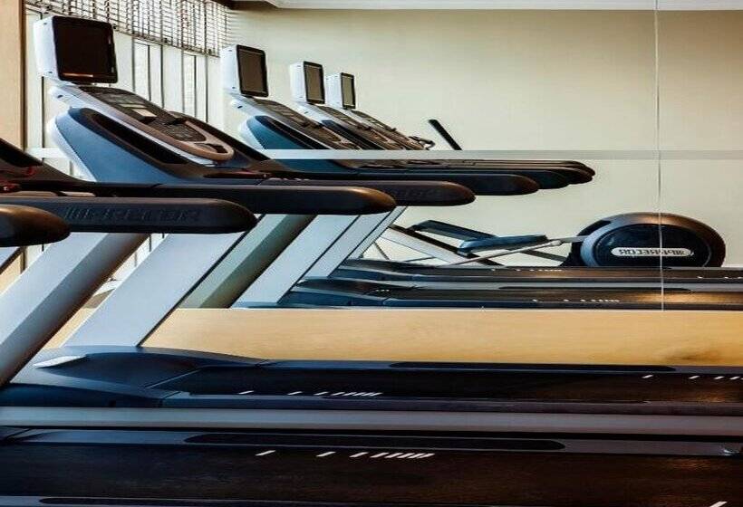 Corniche Hotel Sharjah