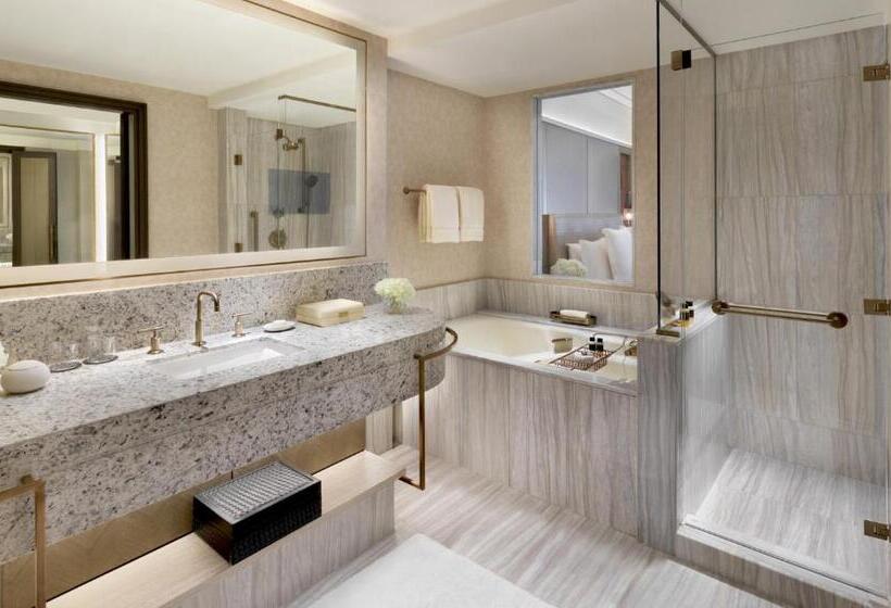 Four Seasons Hotel Riyadh