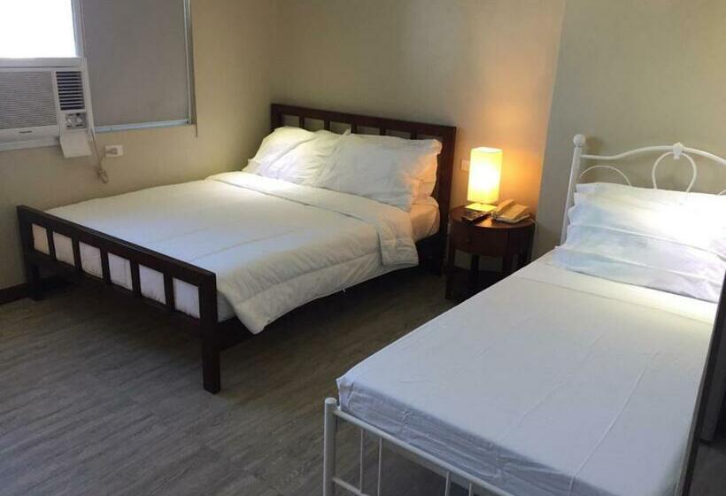 Fotos del hotel Golden Peak Hotel & Suites:  1