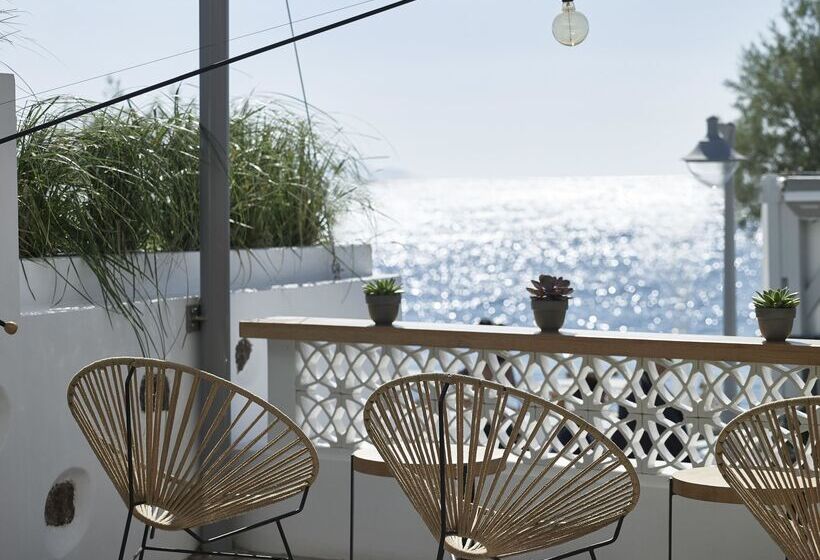 هتل Afroditi Venus Beach Resort