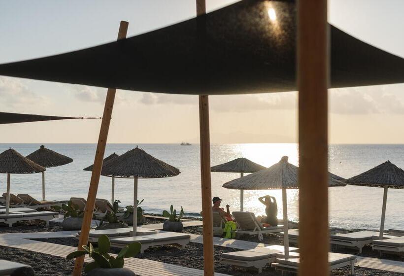 هتل Afroditi Venus Beach Resort