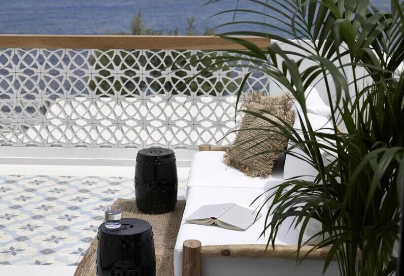 هتل Afroditi Venus Beach Resort