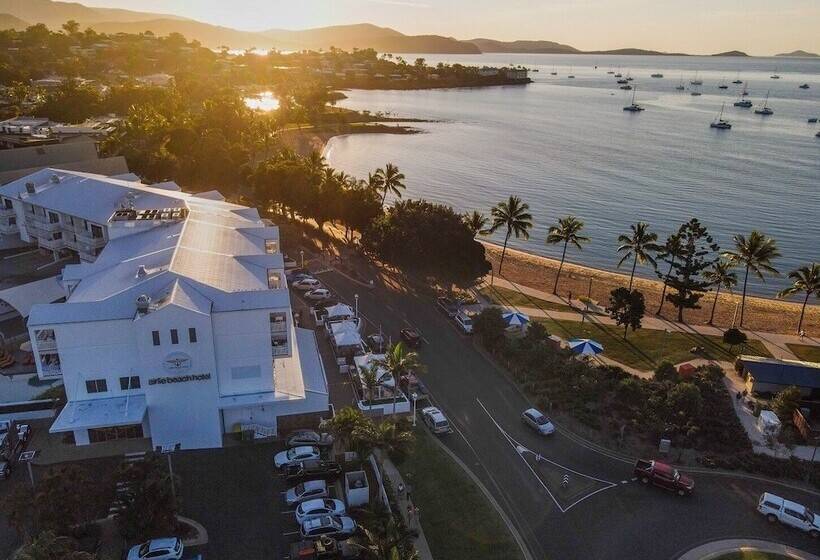 Отель Airlie Beach