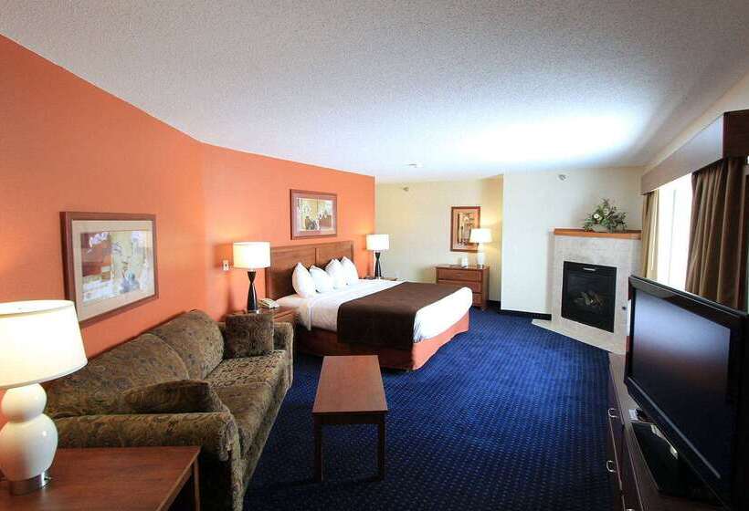 هتل Americinn By Wyndham Cedar Rapids Airport