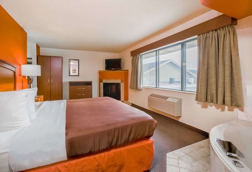 Отель Americinn By Wyndham Chamberlain Conference Center