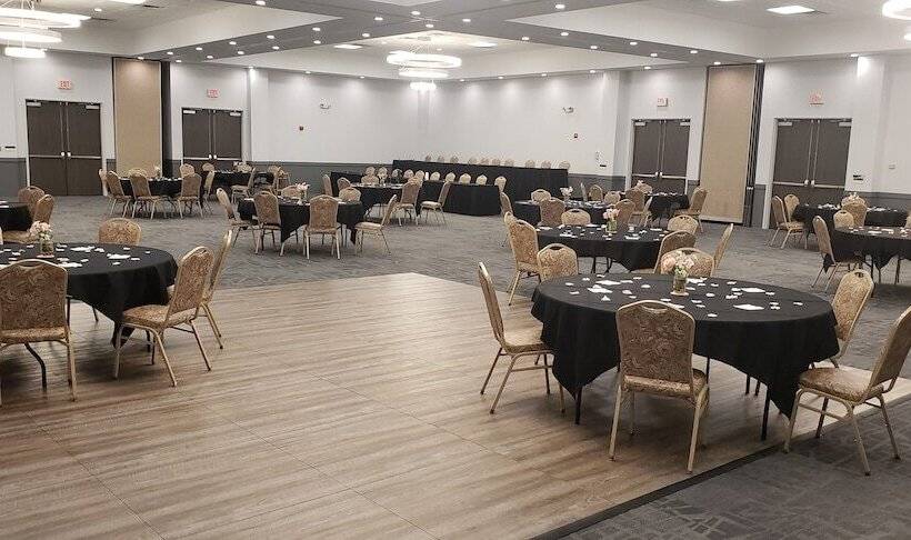 فندق Americinn By Wyndham Mounds View Minneapolis