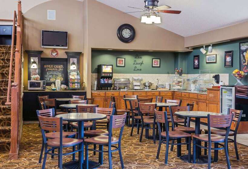 هتل Americinn By Wyndham Peoria