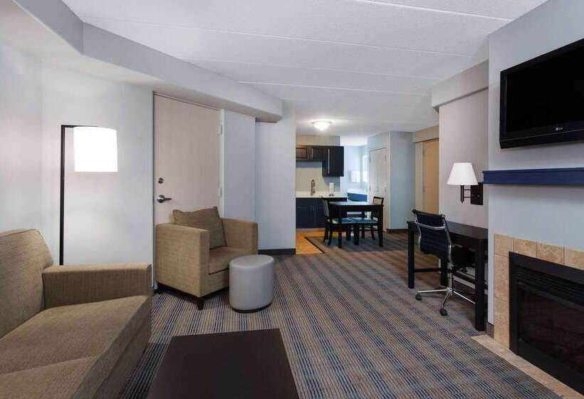 هتل Americinn By Wyndham Peoria