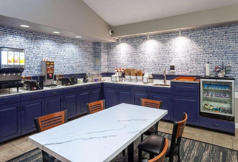 هتل Americinn By Wyndham Peoria