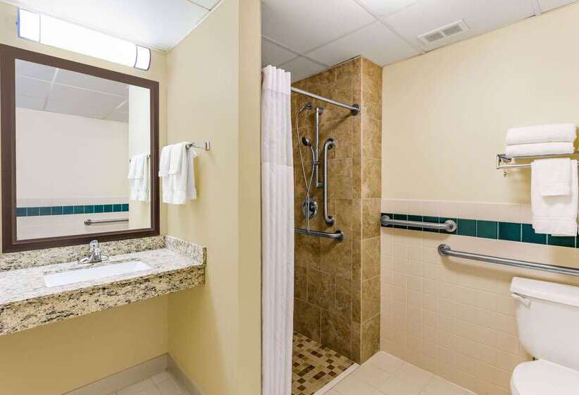 هتل Americinn By Wyndham Princeton Mn