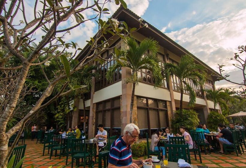 هتل Angkor Palace Resort & Spa