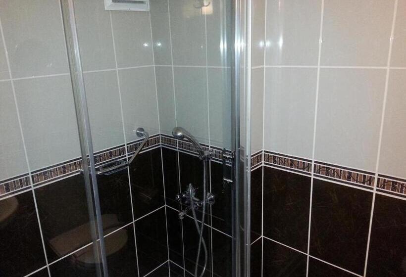 Fotos del hotel Avlonya:  20