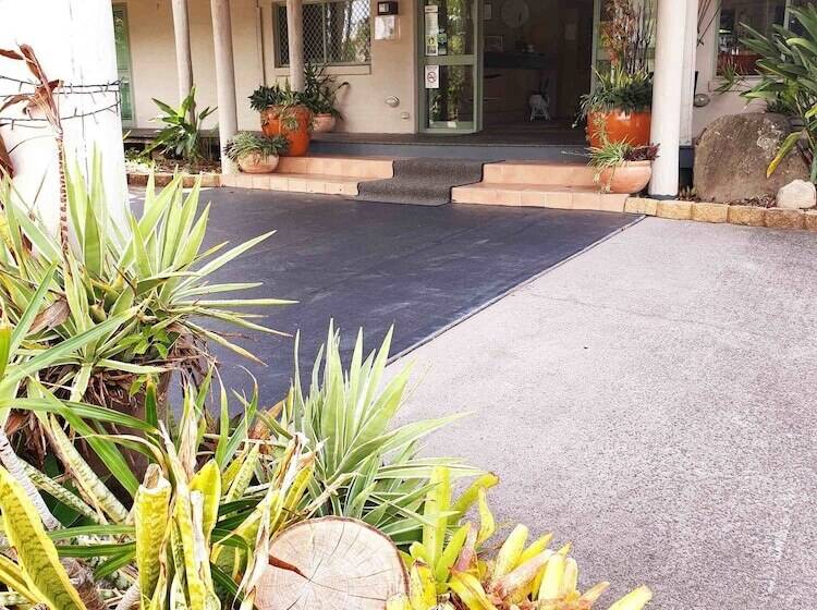 هتل Ballina Beach Resort