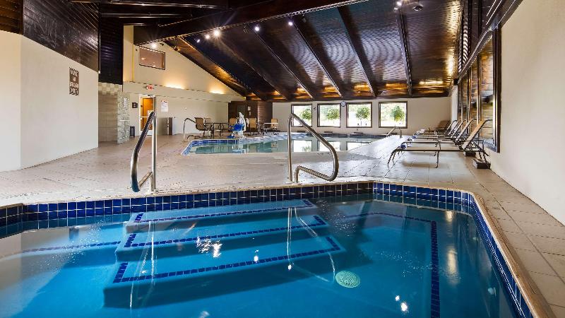 هتل Best Western Plus Flint Airport Inn & Suites