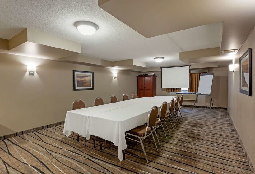 בית מלון כפרי Best Western Plus Orillia