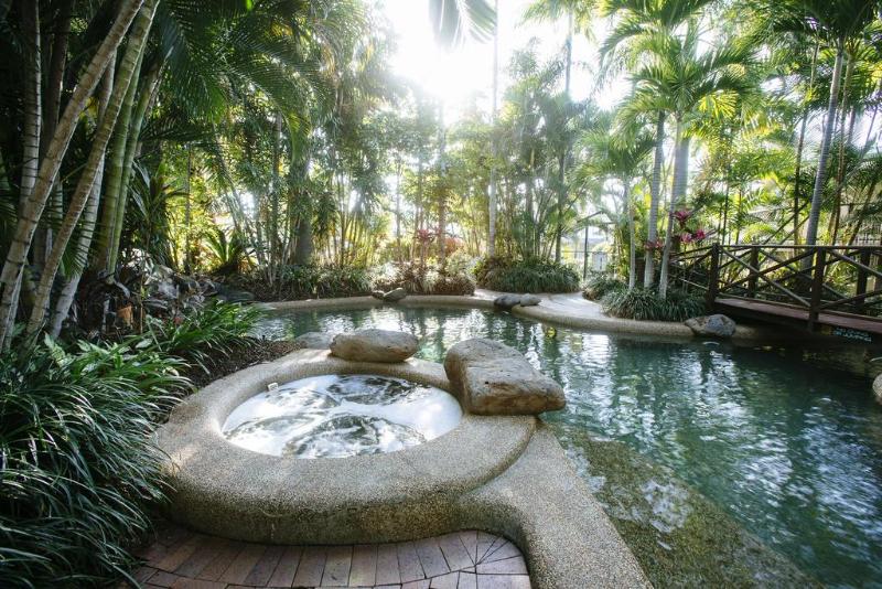 هتل City Oasis Inn Townsville, Surestay Collection By Bw