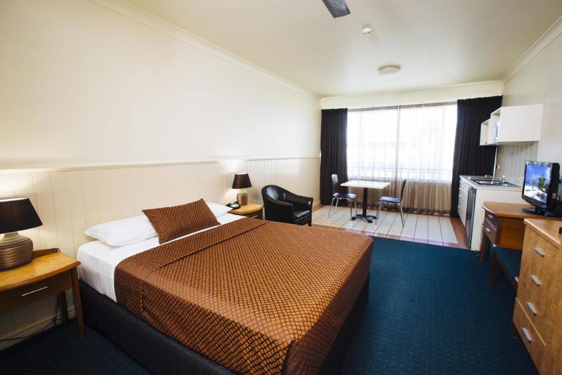 هتل City Oasis Inn Townsville, Surestay Collection By Bw