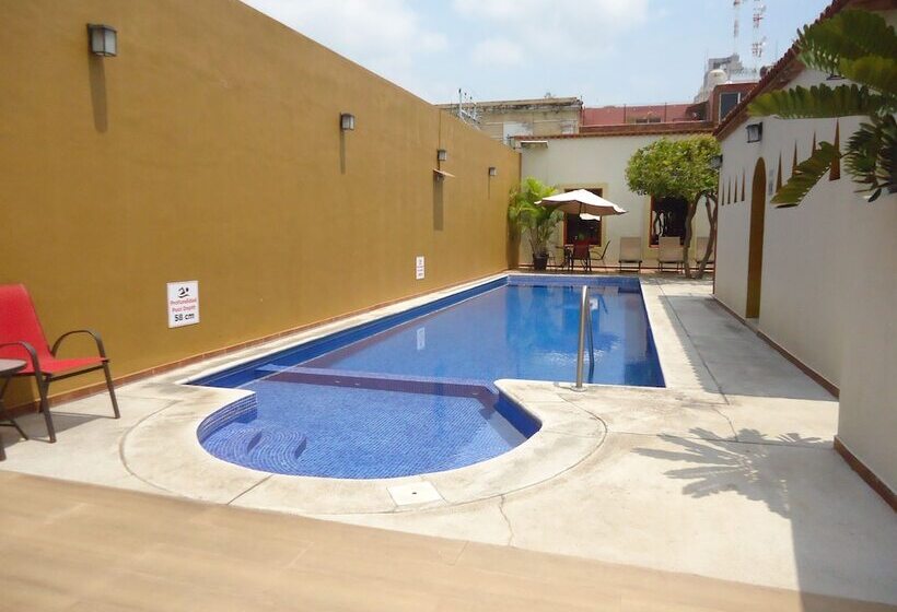 فندق Concierge Plaza Colima