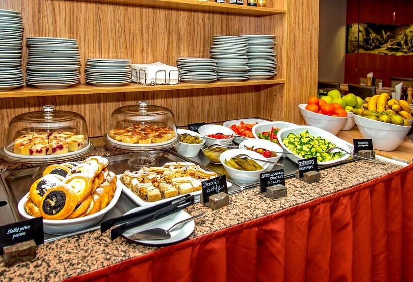 Fotos del hotel Cosmopolitan Bobycentrum:  20