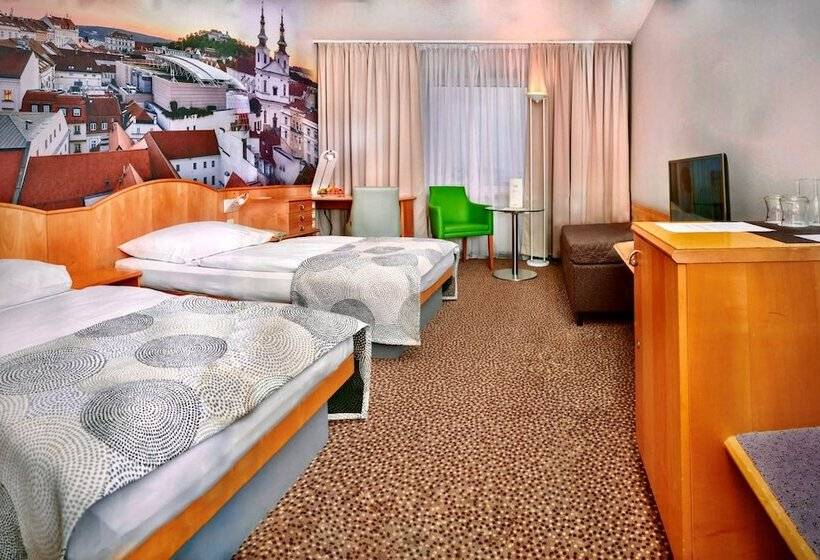 Fotos del hotel Cosmopolitan Bobycentrum:  5