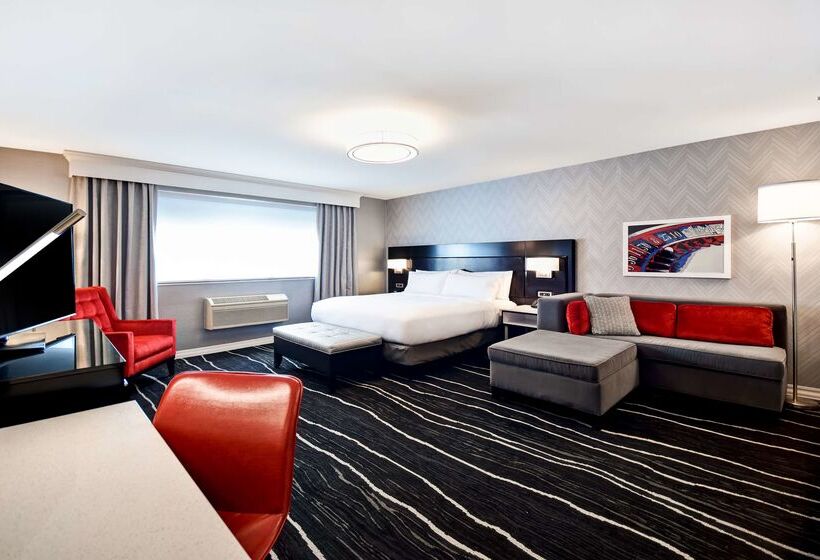 هتل Doubletree By Hilton Deadwood At Cadillac Jack's