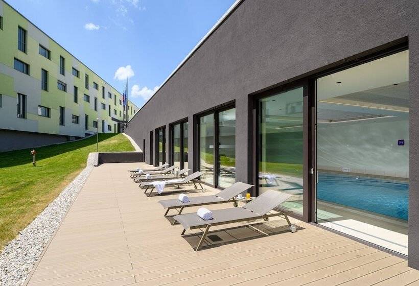 Fotos del hotel Four Points By Sheraton Ljubljana Mons:  12