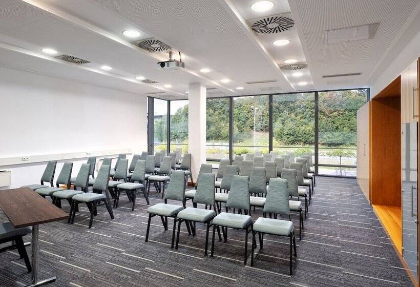 Fotos del hotel Four Points By Sheraton Ljubljana Mons:  11