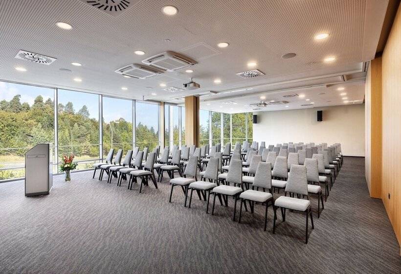 Fotos del hotel Four Points By Sheraton Ljubljana Mons:  26