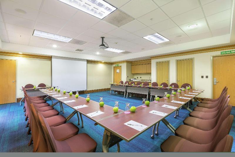 هتل Hampton By Hilton San Jose Airport