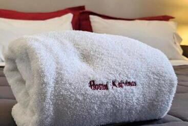 هتل Hostal Malvinas