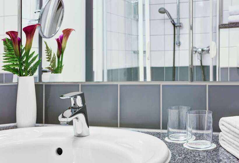 هتل Tribe Düsseldorf