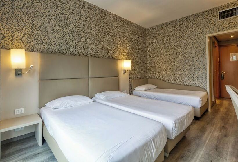 Fotos del hotel Nasco:  23
