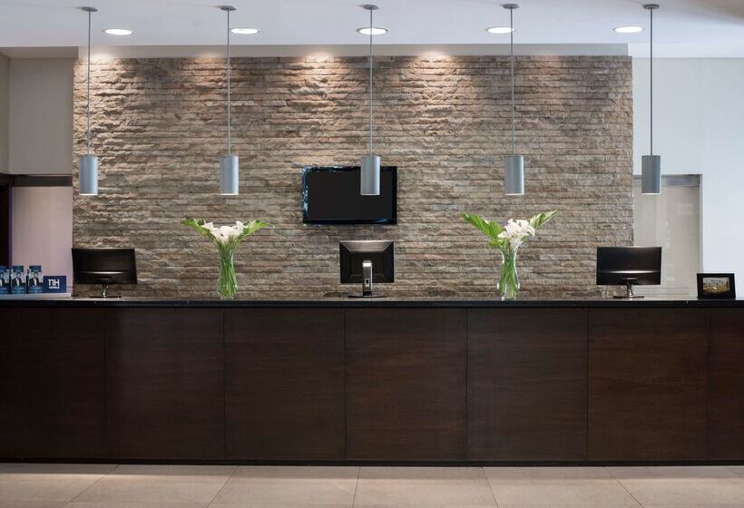 هتل NH Mendoza Cordillera