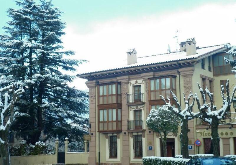 هتل Palacio Azcarate
