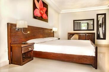 هتل Palm Beach