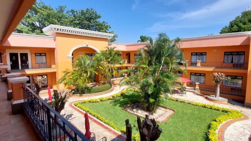 هتل Palmareca Inn Suites Studio