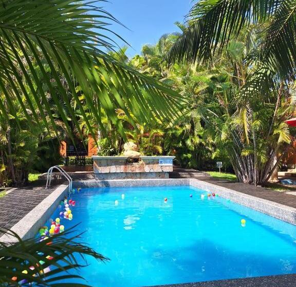 هتل Palmareca Inn Suites Studio