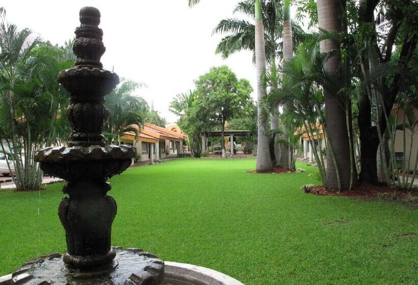 هتل Palmareca Inn Suites Studio